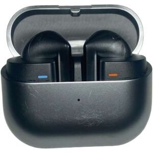 Samsung Galaxy Buds3 SM-R530 True Wireless Bluetooth Earbuds Silver Preowned